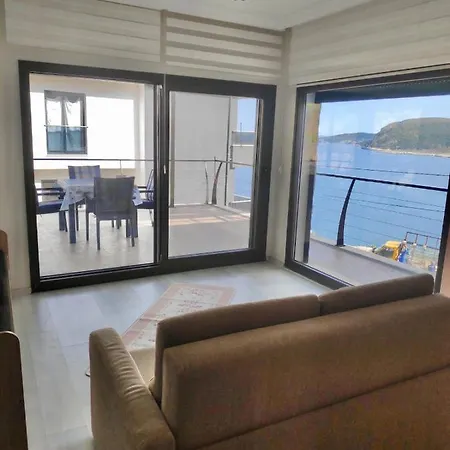 Nimka House Karaburun